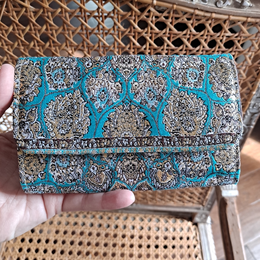 Small cloth wallet